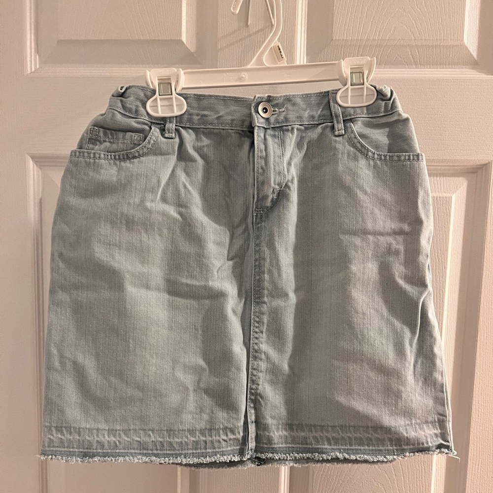 Children’s Place size 16 denim skirt with elastic adjustable waist